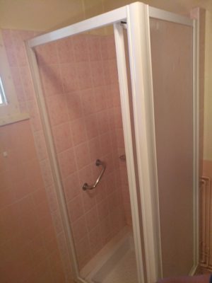 AVANT - Pose douche à Joué-lès-Tours 37