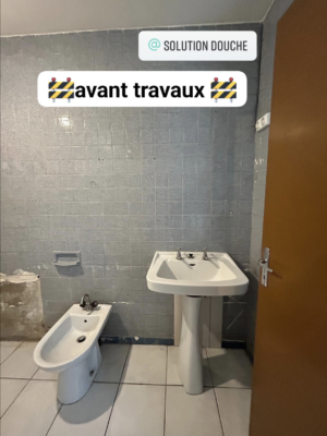 Réalisations projet clés en main sur Mayet, transformation salle de bain complète avec douche type italienne, Faïence , faux plafond et ameublement